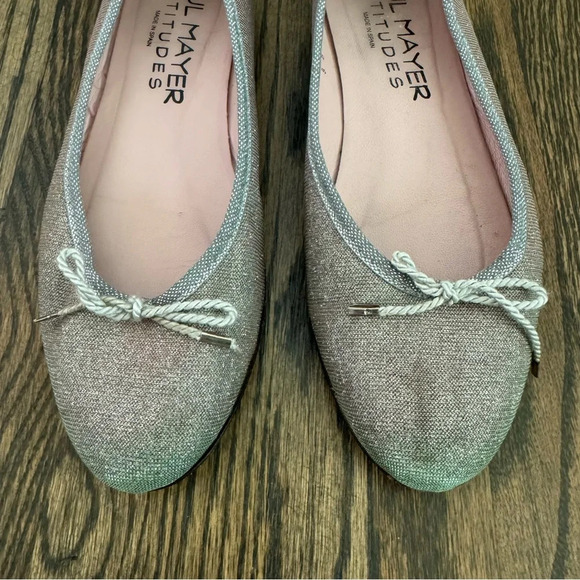 Paul Mayer Attitudes Silver Iridescent Ballet flats size 8 - Picture 4 of 8